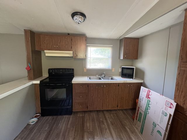 23 Preston Ln, Elmwood, TN 38560