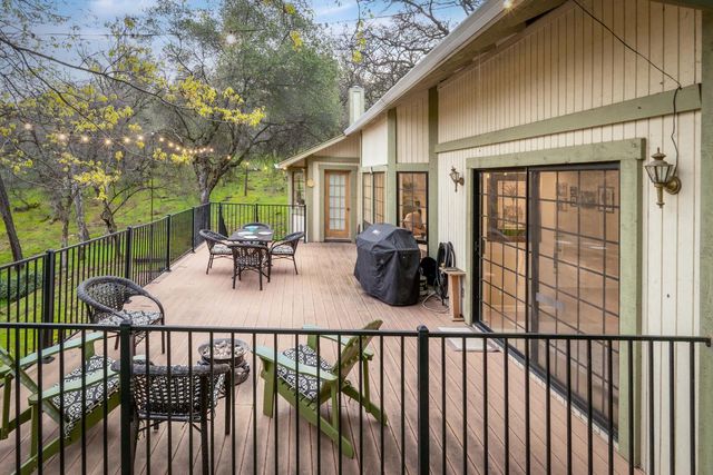 17678 Minnow Way, Penn Valley, CA 95946