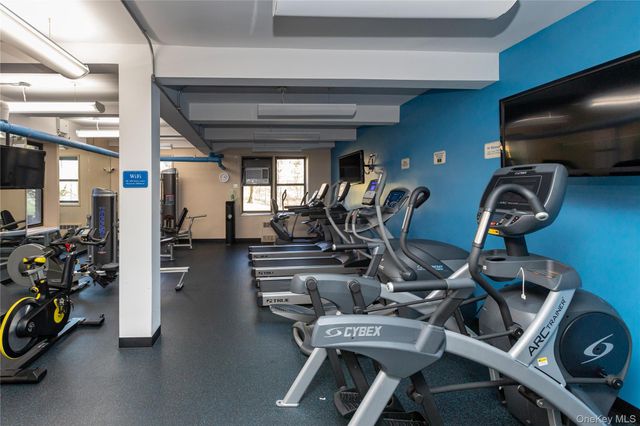 2550 Independence Avenue 6CD, Bronx, NY 10463