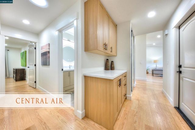 118 Sparrow Dr, Hercules, CA 94547
