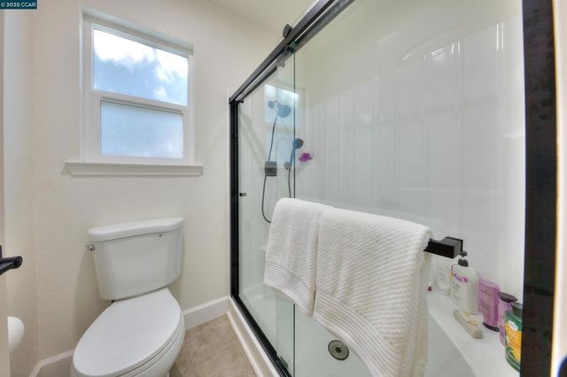 118 Sparrow Dr, Hercules, CA 94547