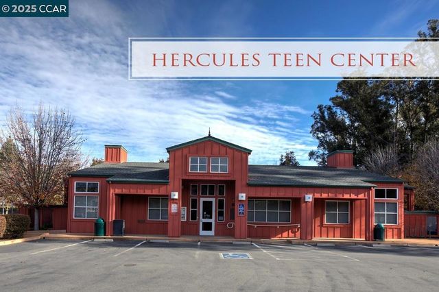 118 Sparrow Dr, Hercules, CA 94547