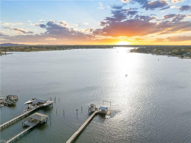 401 Riverside DR, Portsmouth, VA 23707