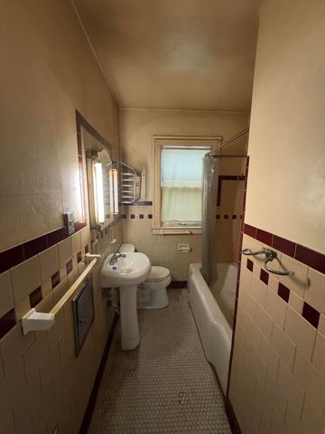 19163 Orleans Street, Highland Park City, MI 48203