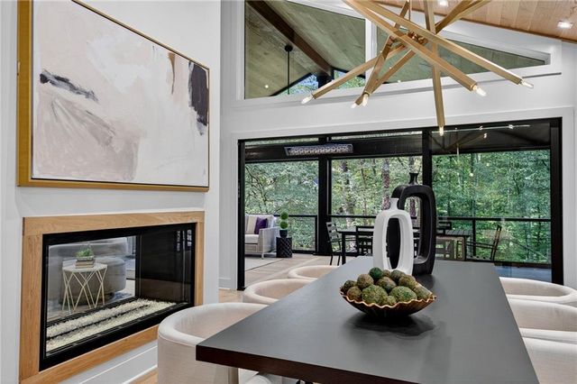 585 Amberidge Trail, Atlanta, GA 30328