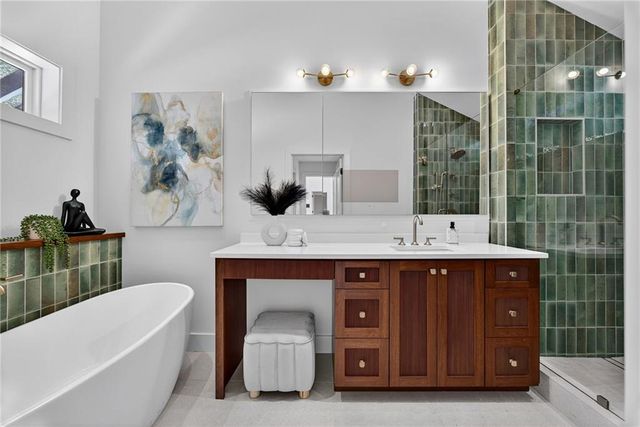 585 Amberidge Trail, Atlanta, GA 30328