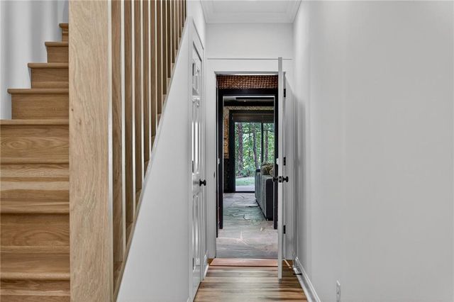 585 Amberidge Trail, Atlanta, GA 30328