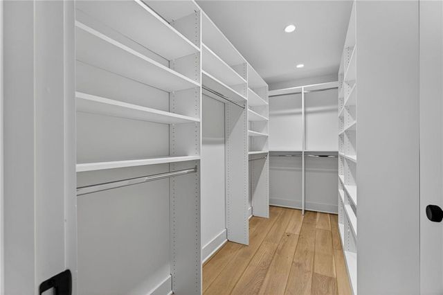 585 Amberidge Trail, Atlanta, GA 30328