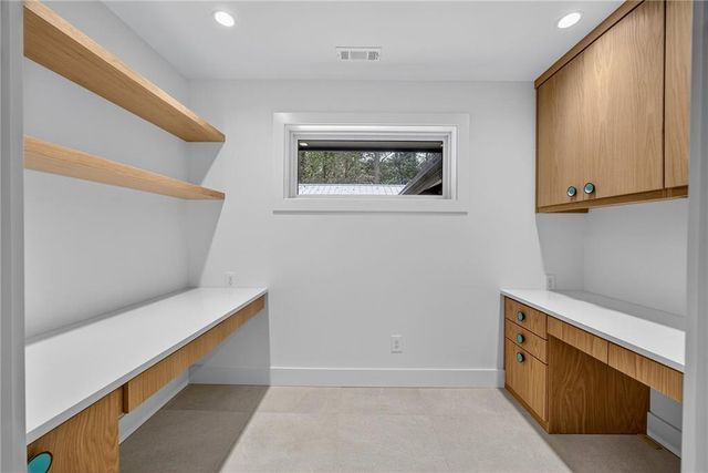 585 Amberidge Trail, Atlanta, GA 30328