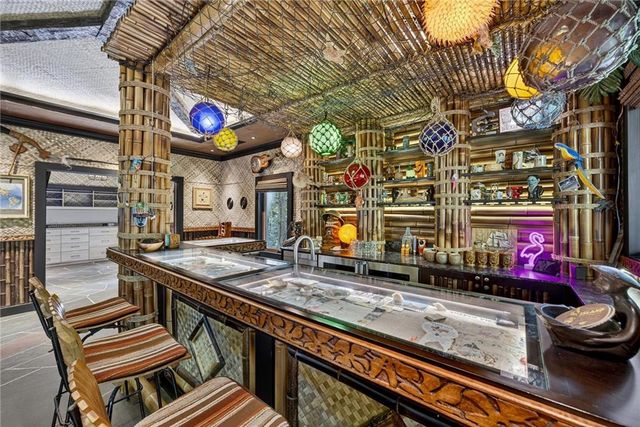 585 Amberidge Trail, Atlanta, GA 30328