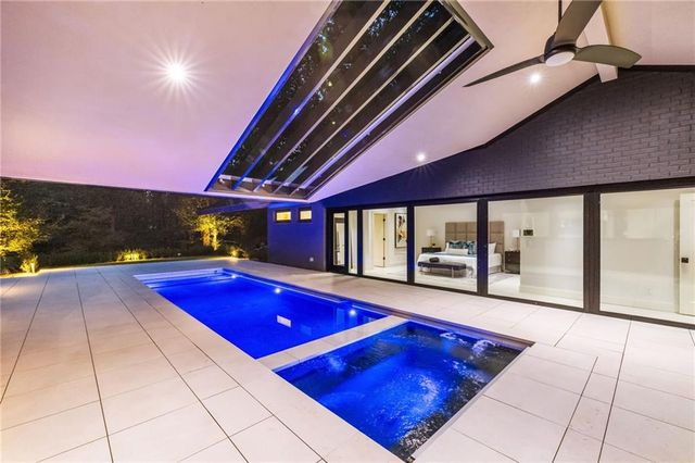 585 Amberidge Trail, Atlanta, GA 30328