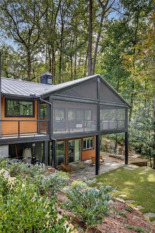 585 Amberidge Trail, Atlanta, GA 30328