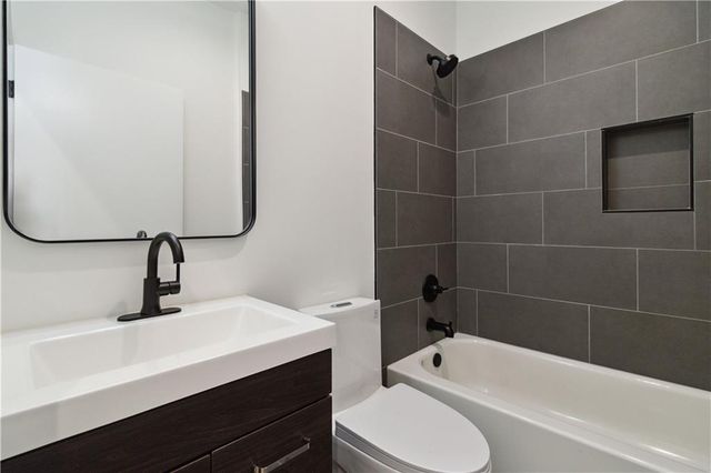 367 Parkway NE Drive 9, Atlanta, GA 30312