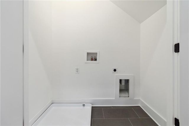 367 Parkway NE Drive 9, Atlanta, GA 30312