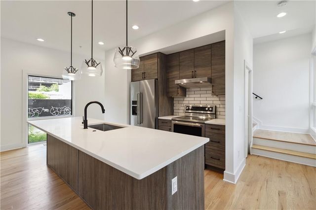 367 Parkway NE Drive 9, Atlanta, GA 30312