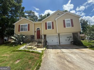1358 Stoneleigh Way, Stone Mountain, GA 30088