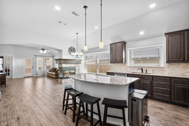 6504 Pecos Hill Lane, Fort Worth, TX 76123