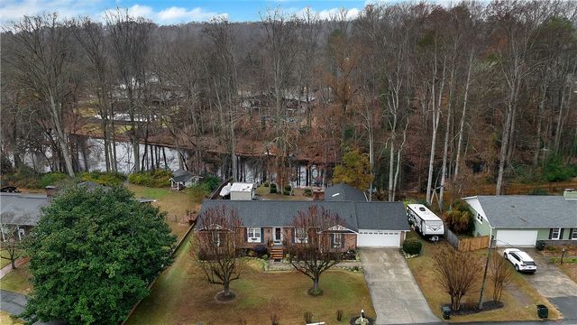 303 asbury Circle, Easley, SC 29640