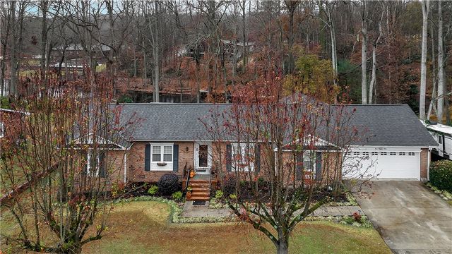 303 asbury Circle, Easley, SC 29640