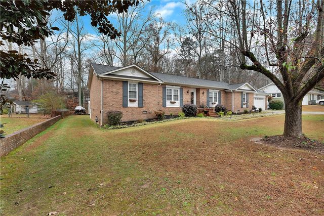 303 asbury Circle, Easley, SC 29640