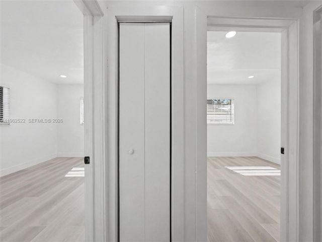 15694 NE 10th Ct, North Miami Beach, FL 33162