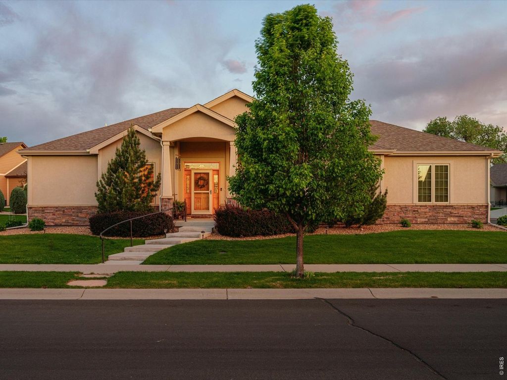 8206 Surrey St, Greeley, CO 80634