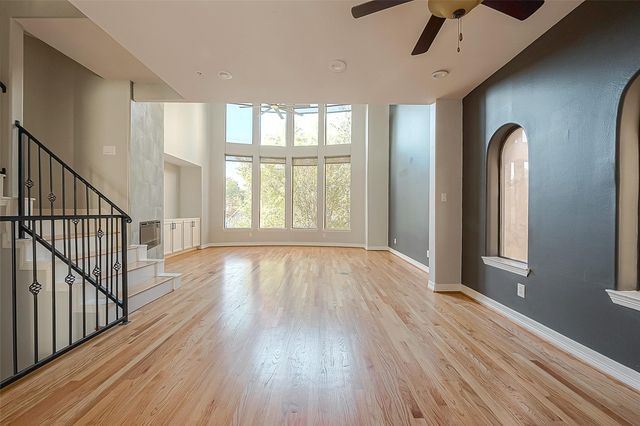 2721 Austin Street, Houston, TX 77004