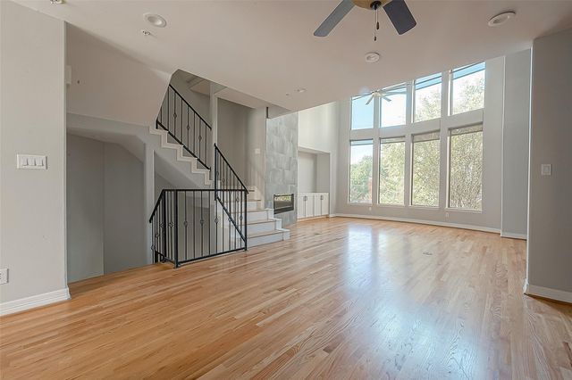 2721 Austin Street, Houston, TX 77004