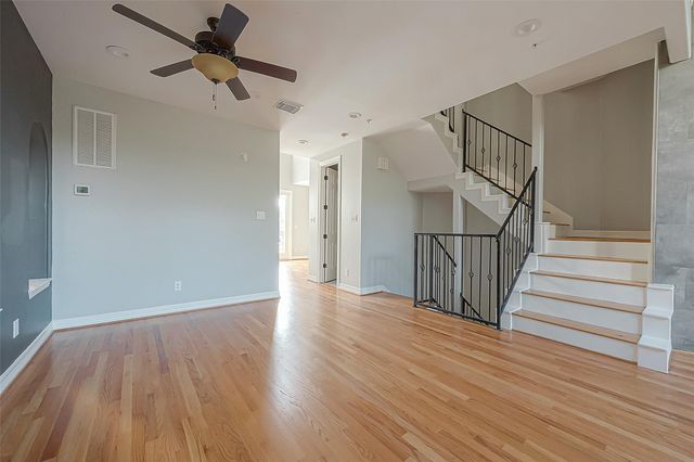 2721 Austin Street, Houston, TX 77004