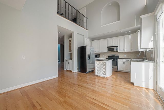 2721 Austin Street, Houston, TX 77004