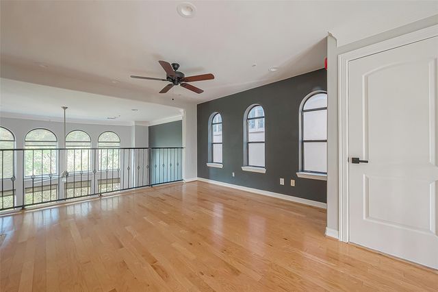 2721 Austin Street, Houston, TX 77004