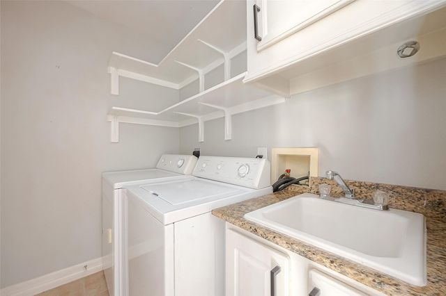2721 Austin Street, Houston, TX 77004