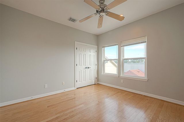 2721 Austin Street, Houston, TX 77004