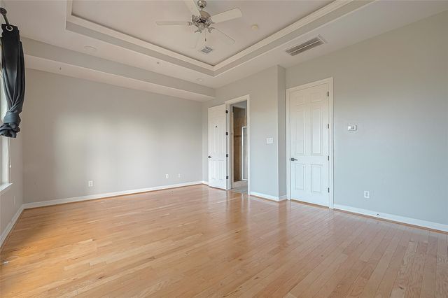 2721 Austin Street, Houston, TX 77004