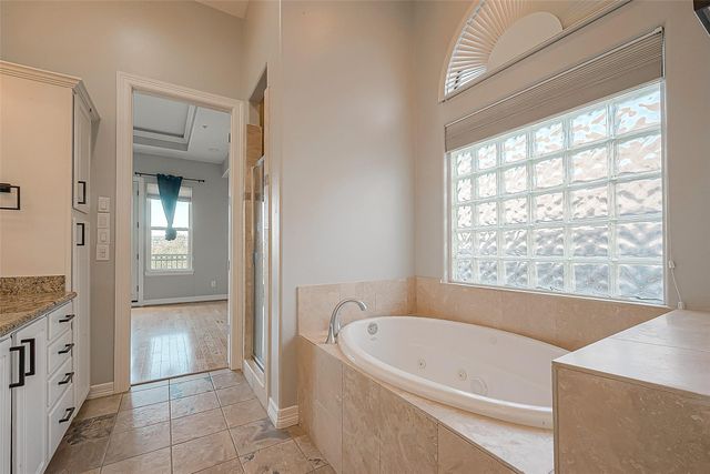 2721 Austin Street, Houston, TX 77004