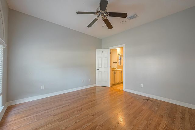 2721 Austin Street, Houston, TX 77004