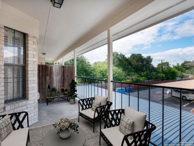 2611 Eisenhauer Rd Apt 504, San Antonio, TX 78209