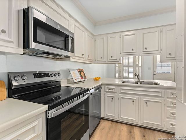 2611 Eisenhauer Rd Apt 504, San Antonio, TX 78209