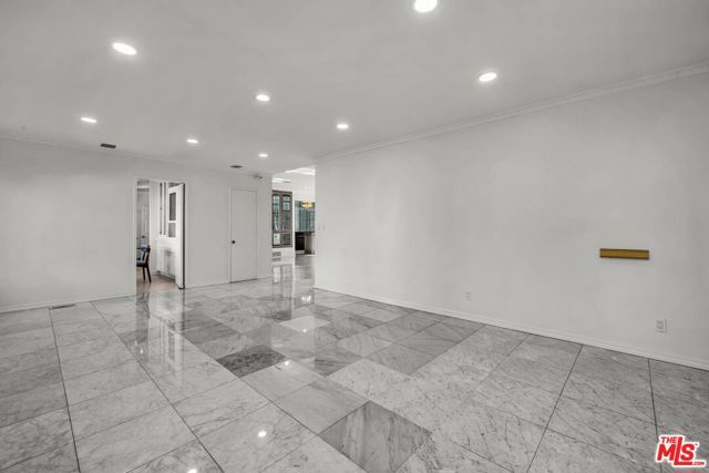 10810 Rochester Avenue, Los Angeles, CA 90024