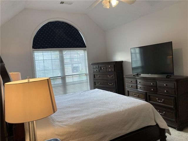 340 Fountainmist Trail, Lawrenceville, GA 30043