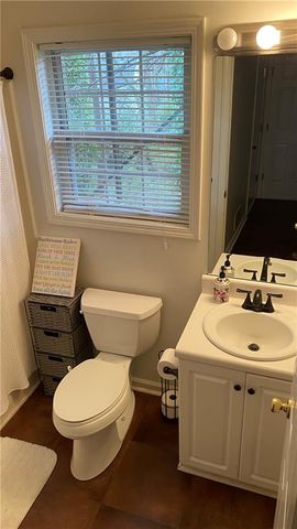 340 Fountainmist Trail, Lawrenceville, GA 30043