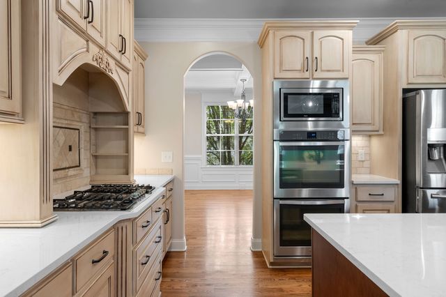 8027 Fenwick Ln, Spring Hill, TN 37174