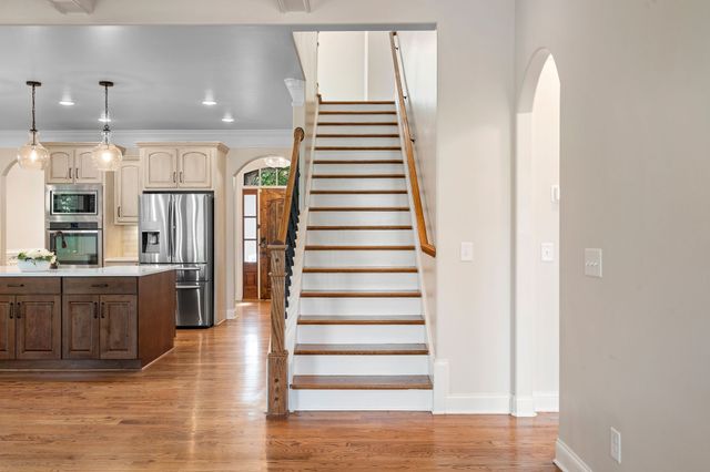 8027 Fenwick Ln, Spring Hill, TN 37174