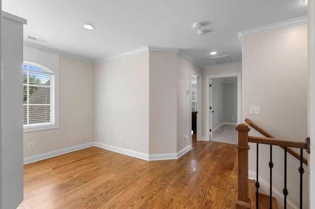 8027 Fenwick Ln, Spring Hill, TN 37174