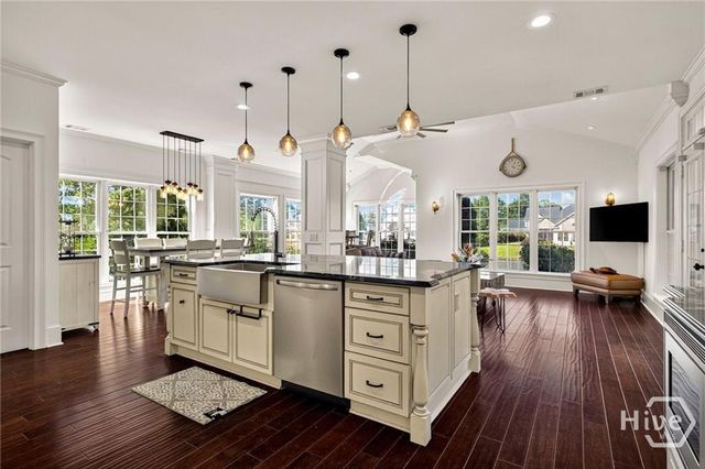 10 Reed Grass Lane, Savannah, GA 31405