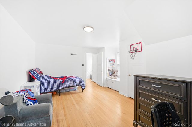 360 Centerlawn Street, East Lansing, MI 48823