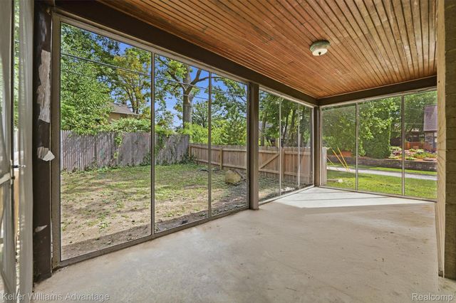 360 Centerlawn Street, East Lansing, MI 48823