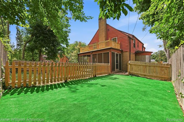 360 Centerlawn Street, East Lansing, MI 48823
