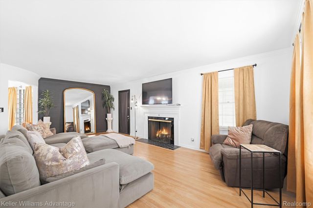 360 Centerlawn Street, East Lansing, MI 48823