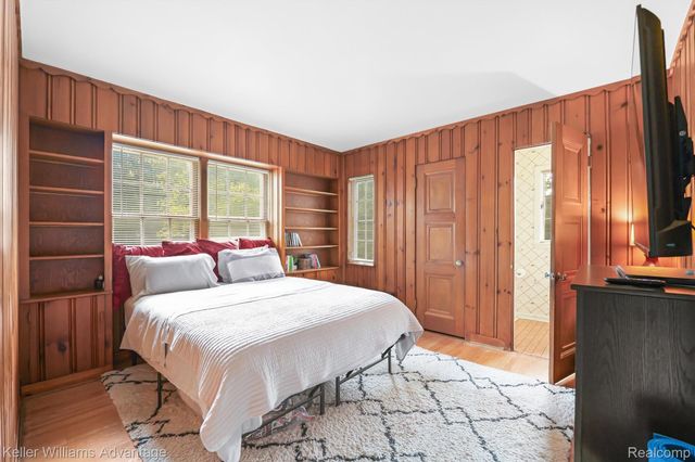 360 Centerlawn Street, East Lansing, MI 48823